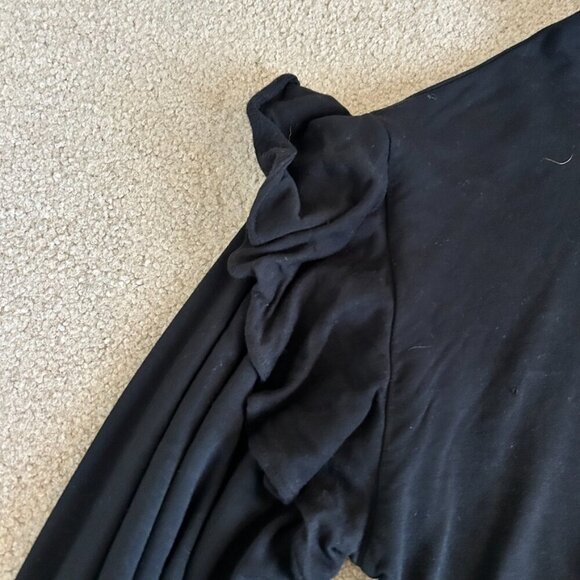 Express ruffle top - Picture 2 of 6